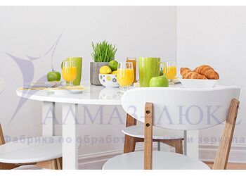 Новые обеденные столы от компании Алмаз-Люкс